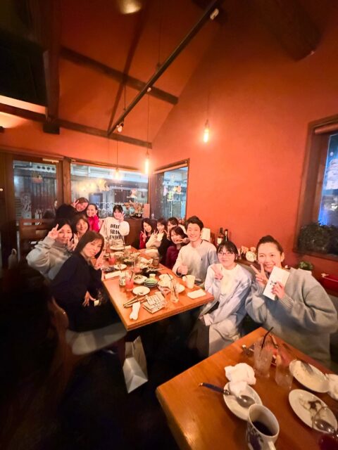 【2025年忘年会】
１名来れなかったのは残念でしたが、みんなでワイワイ楽しみました🍻
恒例のビンゴ大会も盛り上がり💚🩵
2026年も頑張りましょう〜🦷
みんないつもありがとう💓

宮崎デンタルオフィス 愛媛県 愛媛松山市 松山市 南梅本町 #松山市歯医者 松山歯医者 歯科医院 松山市歯科医院 歯科医師 虫歯 齲蝕 歯周病 親知らず ホワイトニング セラミック  #ボツリヌス治療 ボトックス #マイクロスコープ #ダイレクトボンディング ラバーダム 審美治療 エアフロー icon アイコン ホワイトスポット #インビサライン インビザラインgo 精密根管治療 ウォーキングブリーチ